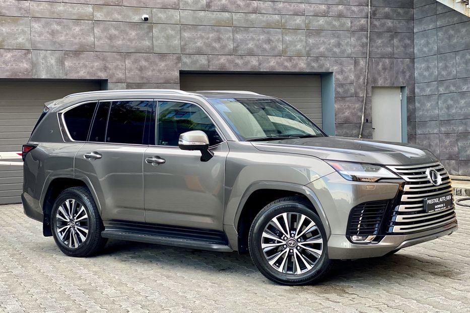 Продам Lexus LX 450 LX 500D 2022 года в Киеве