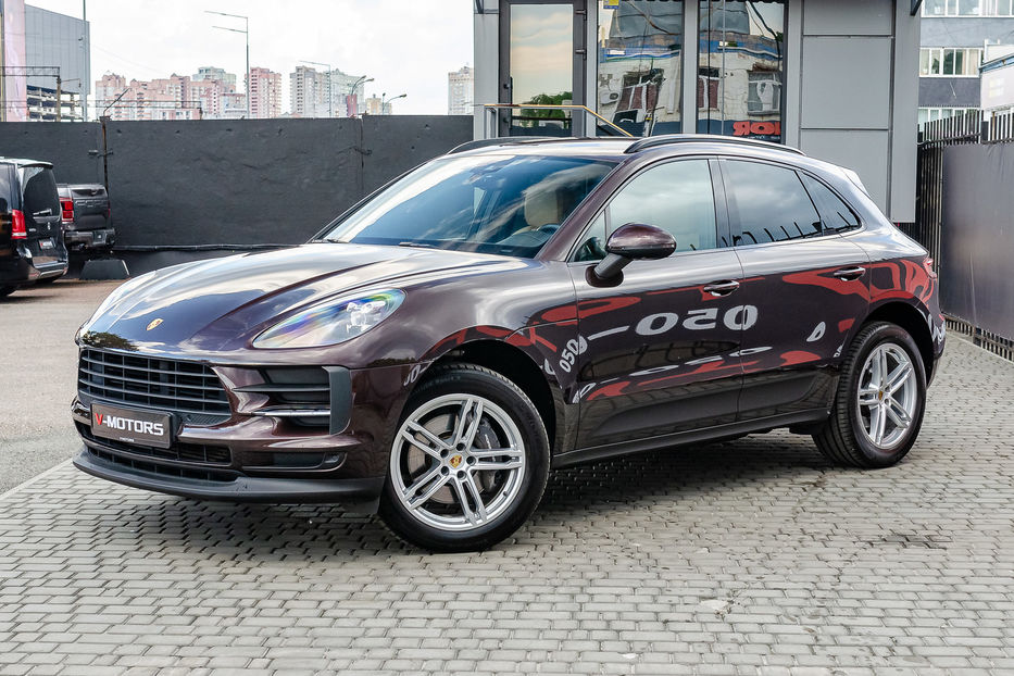 Продам Porsche Macan 2.0 TURBO 2018 года в Киеве