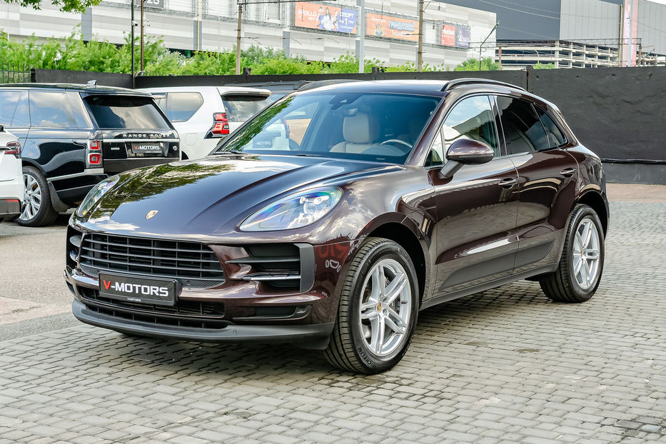 Продам Porsche Macan 2.0 TURBO 2018 года в Киеве