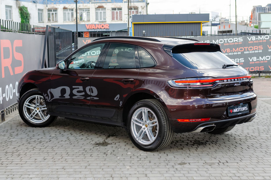 Продам Porsche Macan 2.0 TURBO 2018 года в Киеве