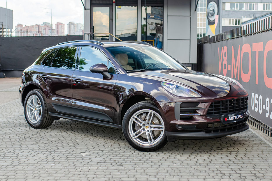 Продам Porsche Macan 2.0 TURBO 2018 года в Киеве