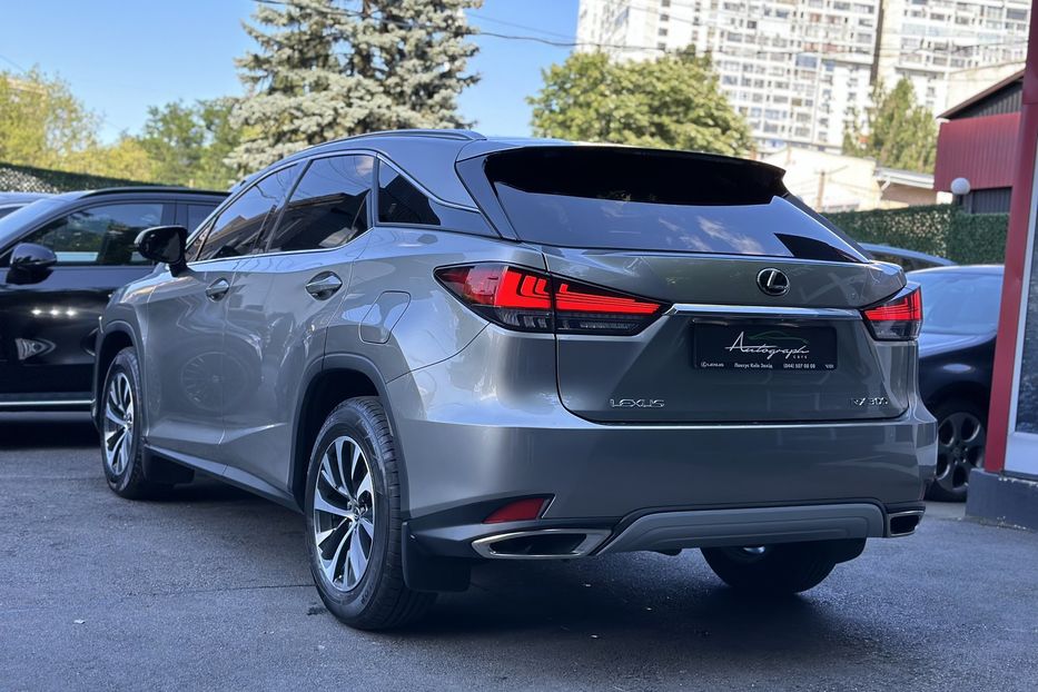 Продам Lexus RX 300 AWD 2021 года в Киеве