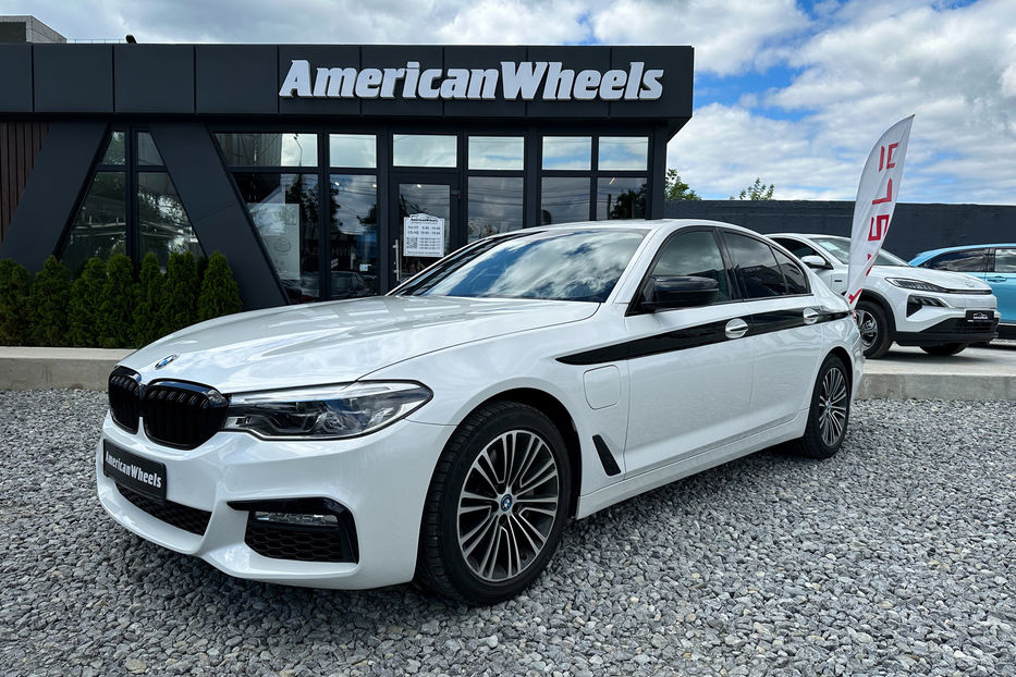 Продам BMW 530 E Iperformance 2017 года в Черновцах