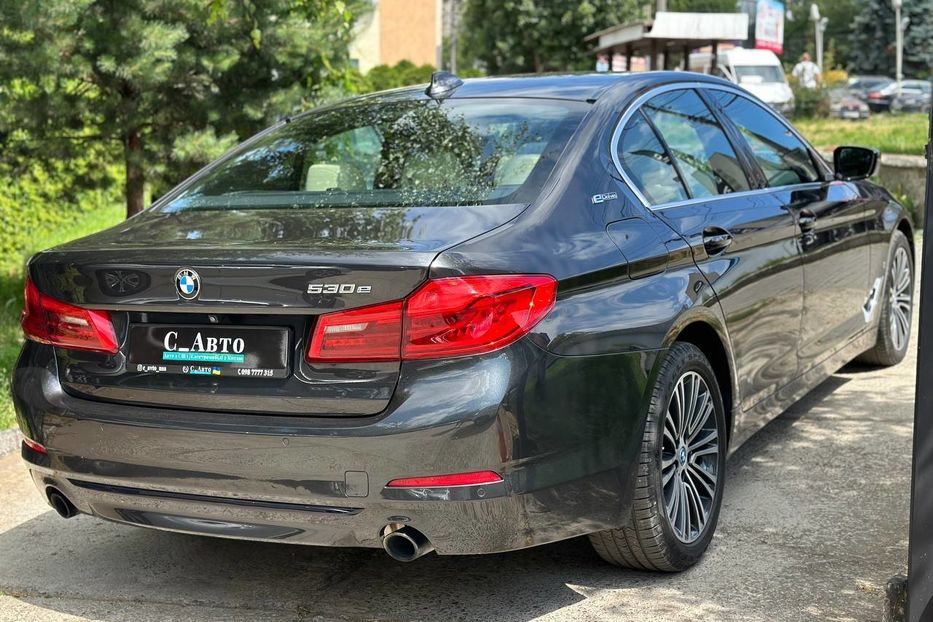 Продам BMW 530 E 2018 года в Черновцах