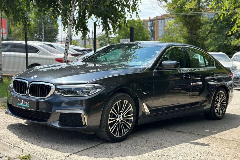 Продам BMW 530 E 2018 года в Черновцах