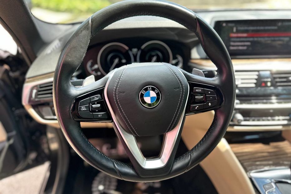 Продам BMW 530 E 2018 года в Черновцах