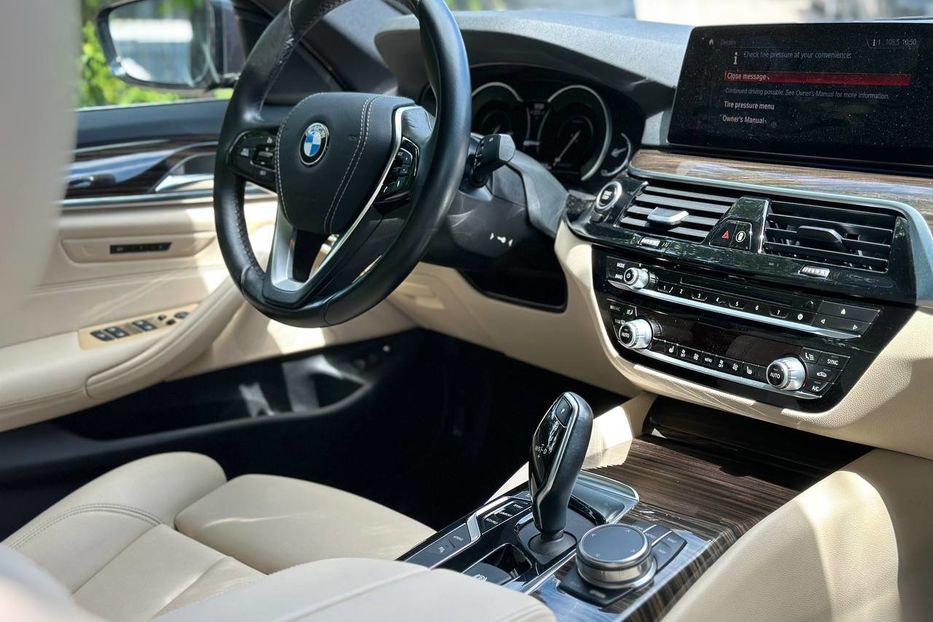 Продам BMW 530 E 2018 года в Черновцах