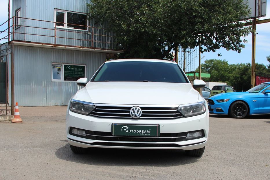 Продам Volkswagen Passat B7 2015 года в Одессе