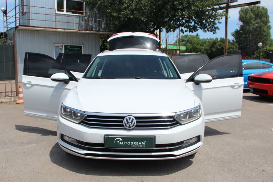 Продам Volkswagen Passat B7 2015 года в Одессе