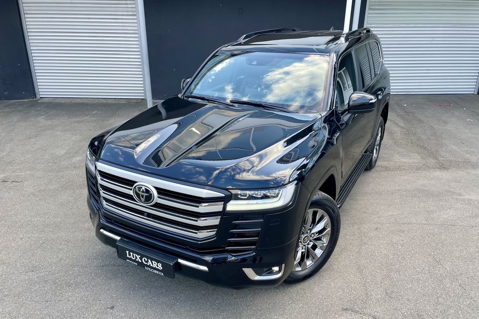 Продам Toyota Land Cruiser 300 PREMIUM 2021 года в Киеве