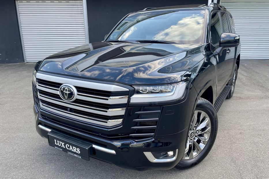 Продам Toyota Land Cruiser 300 PREMIUM 2021 года в Киеве