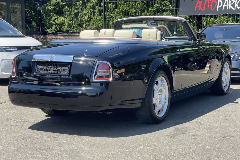 Продам Rolls-Royce Drophead Coupé  2009 года в Киеве