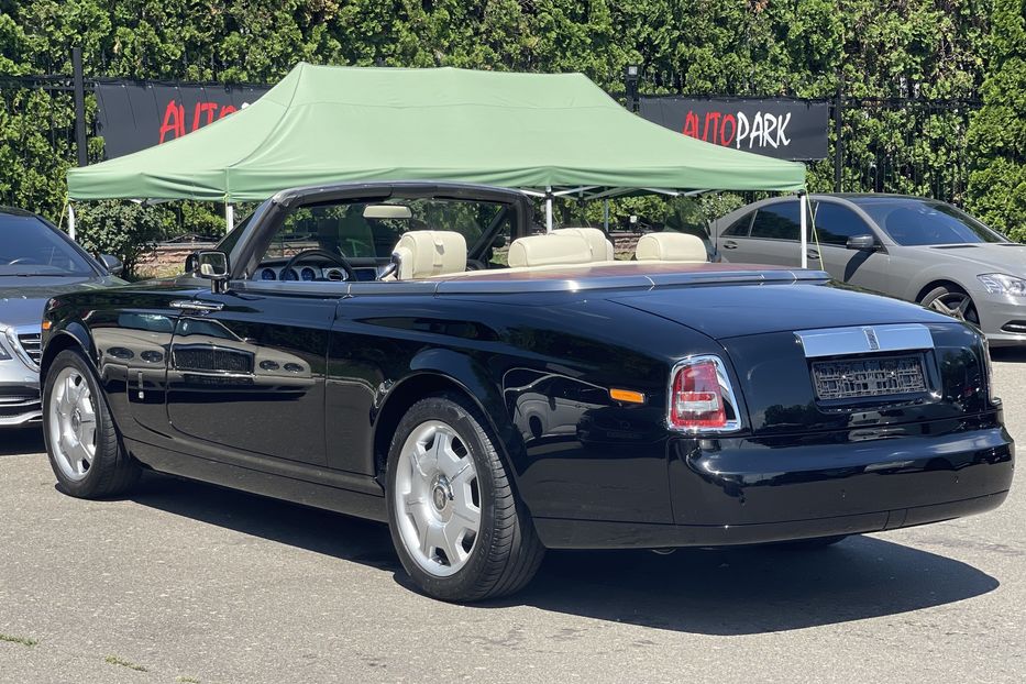 Продам Rolls-Royce Drophead Coupé  2009 года в Киеве