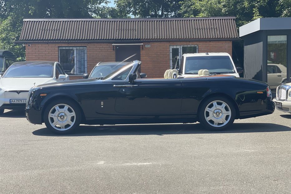 Продам Rolls-Royce Drophead Coupé  2009 года в Киеве