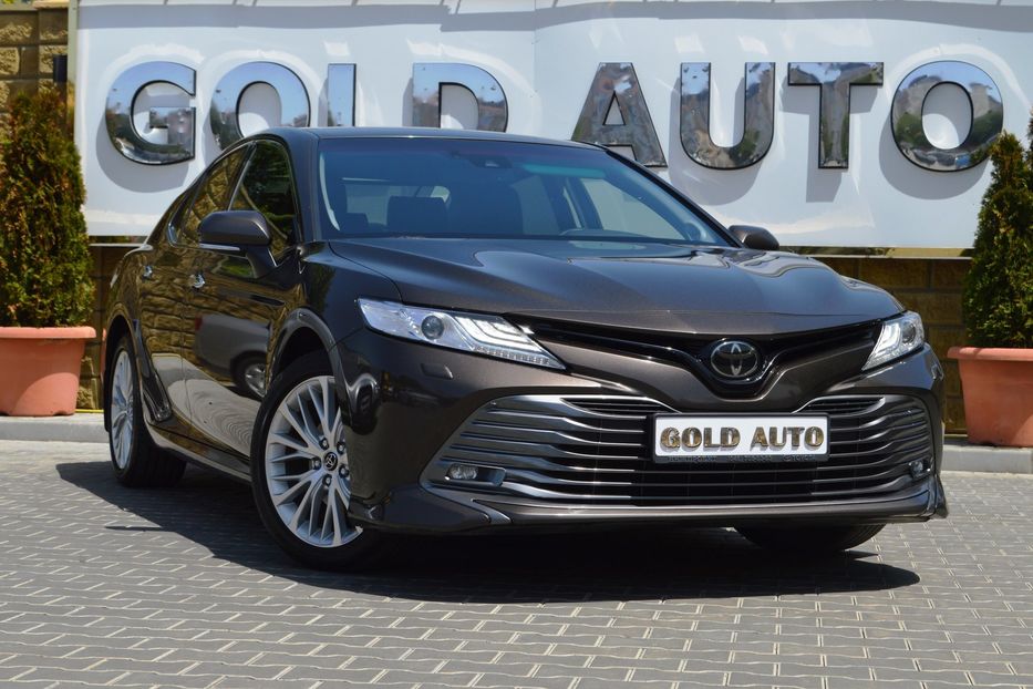 Продам Toyota Camry 2018 года в Одессе