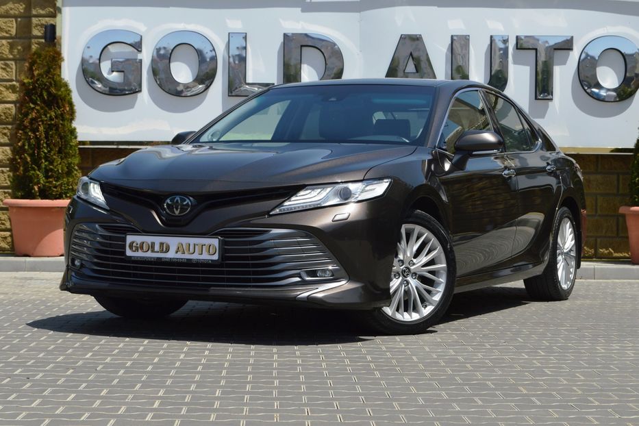 Продам Toyota Camry 2018 года в Одессе