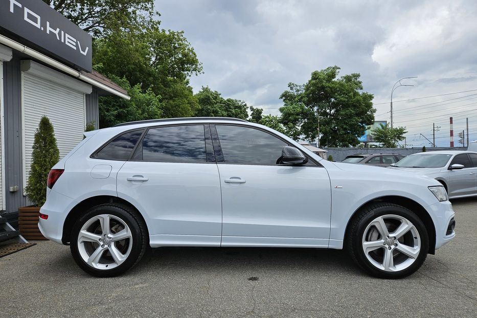 Продам Audi Q5 3.0TDI  S-Line 2016 года в Киеве