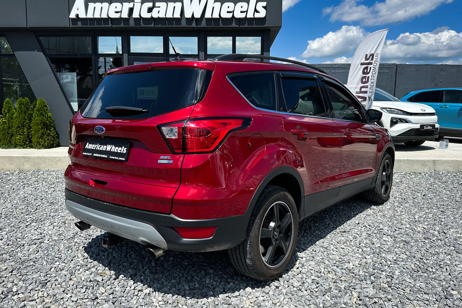 Продам Ford Escape Sel 2019 года в Черновцах