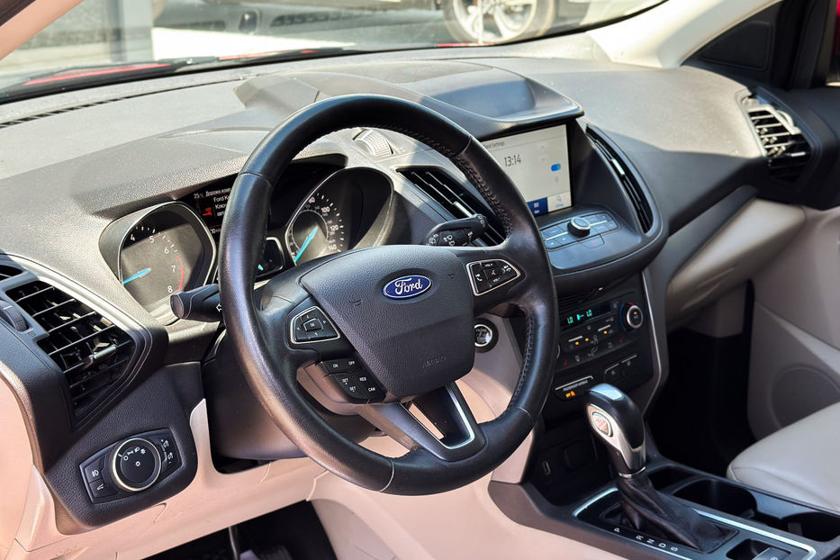 Продам Ford Escape Sel 2019 года в Черновцах