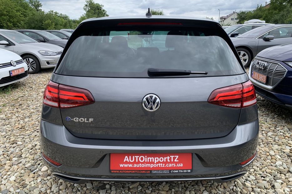 Продам Volkswagen e-Golf ШкіраDynaudioБезключовиFullLED 2019 года в Львове