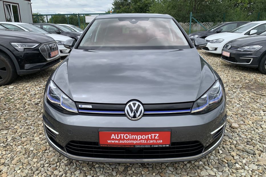 Продам Volkswagen e-Golf ШкіраDynaudioБезключовиFullLED 2019 года в Львове