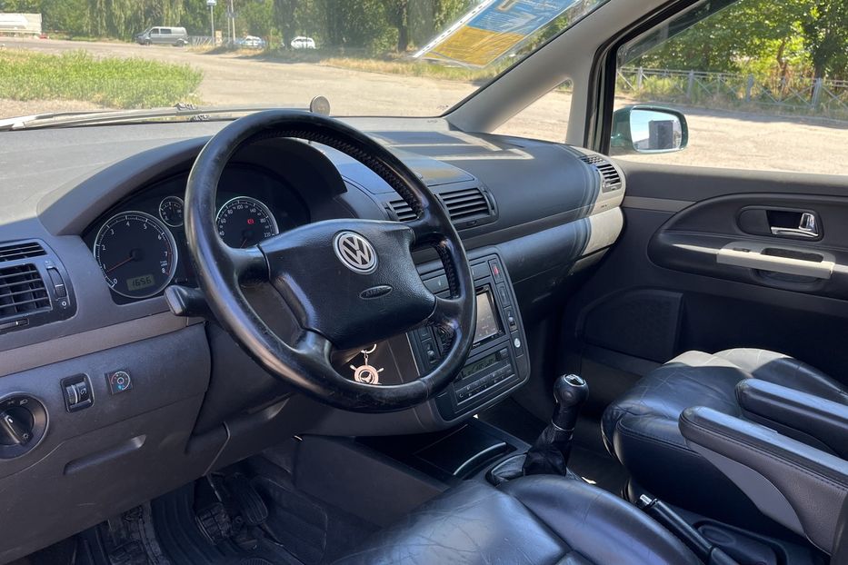 Продам Volkswagen Sharan Highline 2003 года в Николаеве