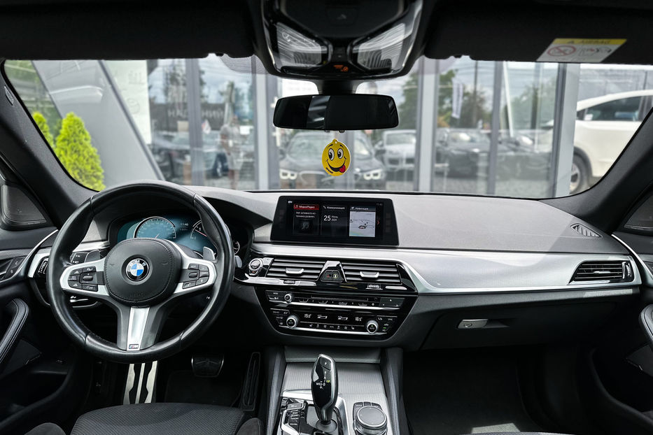 Продам BMW 530 d xDrive 2017 года в Черновцах