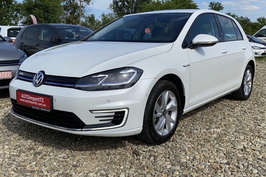 Продам Volkswagen e-Golf ПЕРЛАМУТР, БЕЗКЛЮЧОВИЙ, КАМЕРА 2020 года в Львове