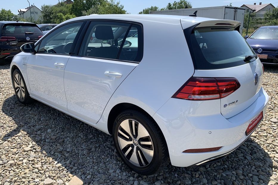 Продам Volkswagen e-Golf Адаптивний круїПідігрів сидінь 2020 года в Львове