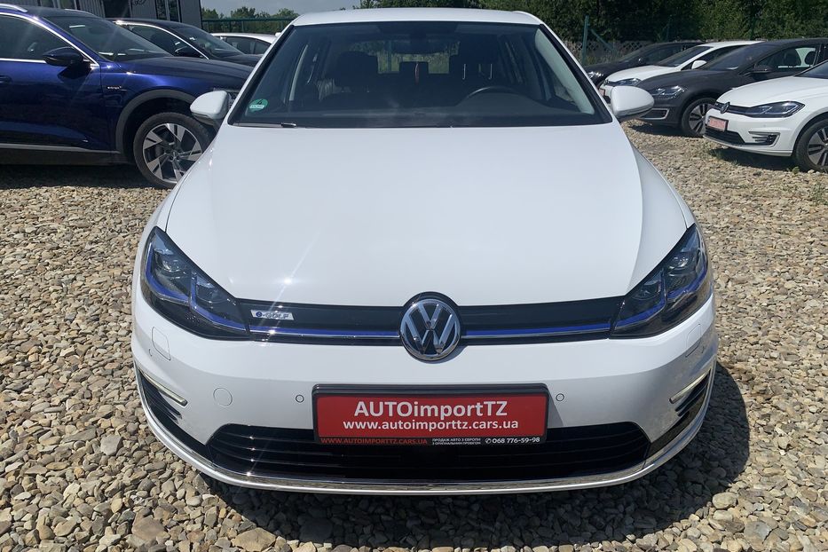 Продам Volkswagen e-Golf Адаптивний круїПідігрів сидінь 2020 года в Львове