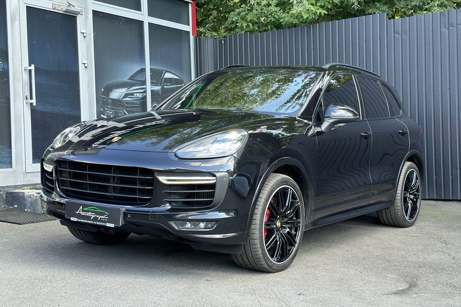 Продам Porsche Cayenne Turbo 2014 года в Киеве