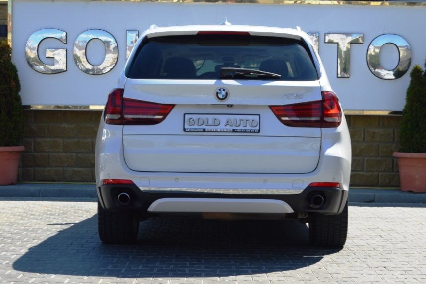 Продам BMW X5 2014 года в Одессе