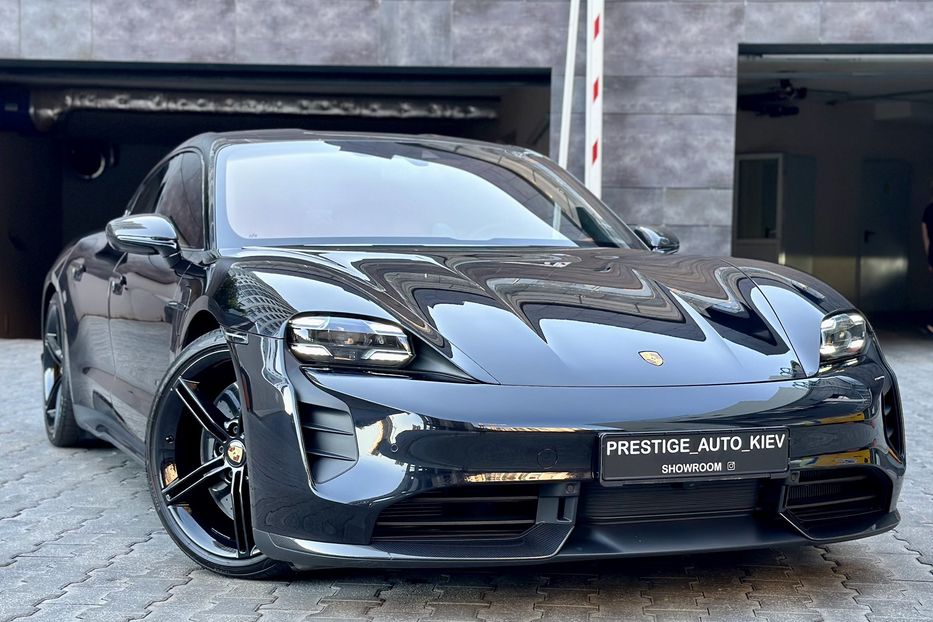 Продам Porsche Taycan Turbo S 2022 года в Киеве