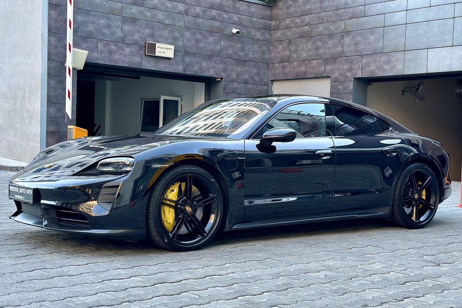 Продам Porsche Taycan Turbo S 2022 года в Киеве