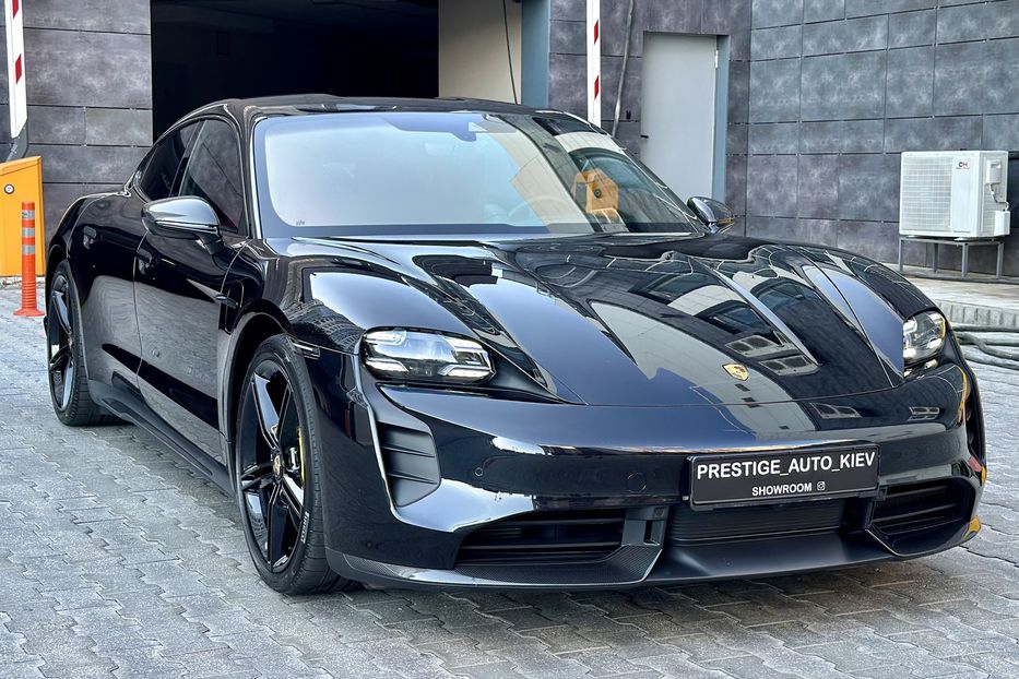 Продам Porsche Taycan Turbo S 2022 года в Киеве