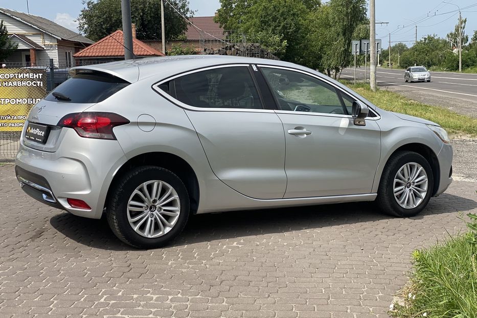 Продам Citroen DS4 2012 года в Луцке