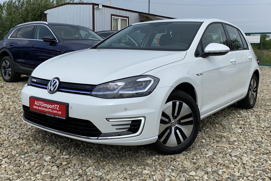 Продам Volkswagen e-Golf ПЕРЛАМУТР  35.8 kWh/136 к.с.  2020 года в Львове