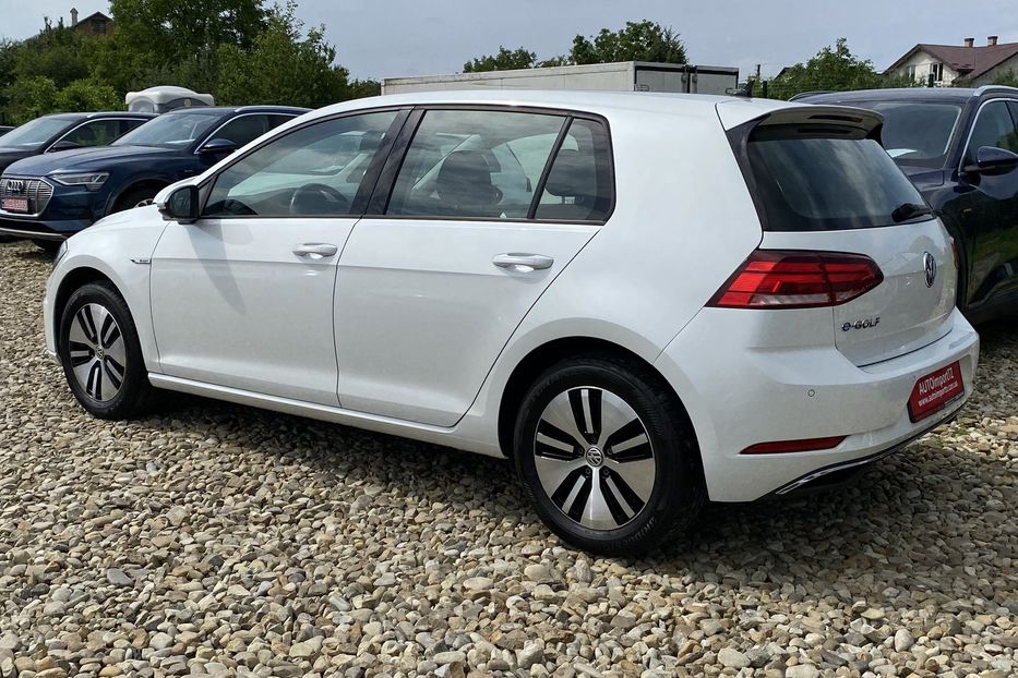 Продам Volkswagen e-Golf ПЕРЛАМУТР  35.8 kWh/136 к.с.  2020 года в Львове