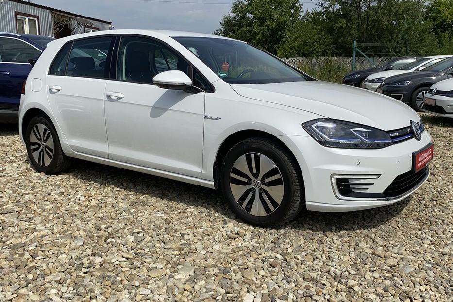 Продам Volkswagen e-Golf ПЕРЛАМУТР  35.8 kWh/136 к.с.  2020 года в Львове