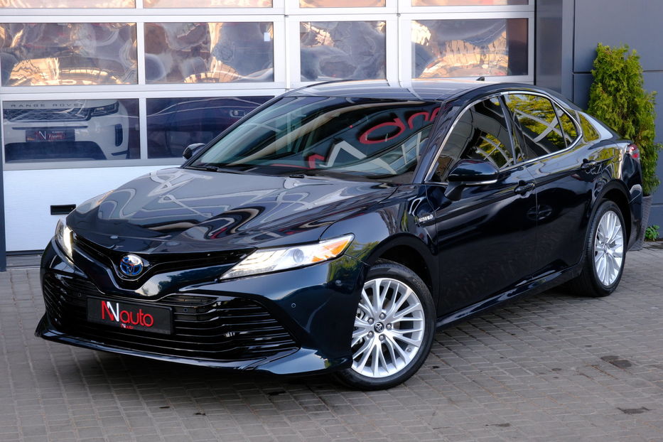 Продам Toyota Camry 2020 года в Одессе