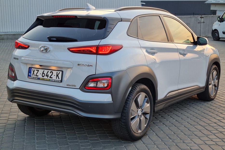 Продам Hyundai Kona Electric 64kWh Premium SOH100% 2019 года в Тернополе