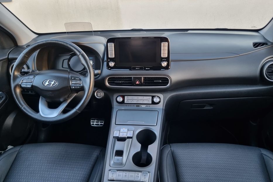 Продам Hyundai Kona Electric 64kWh Premium SOH100% 2019 года в Тернополе