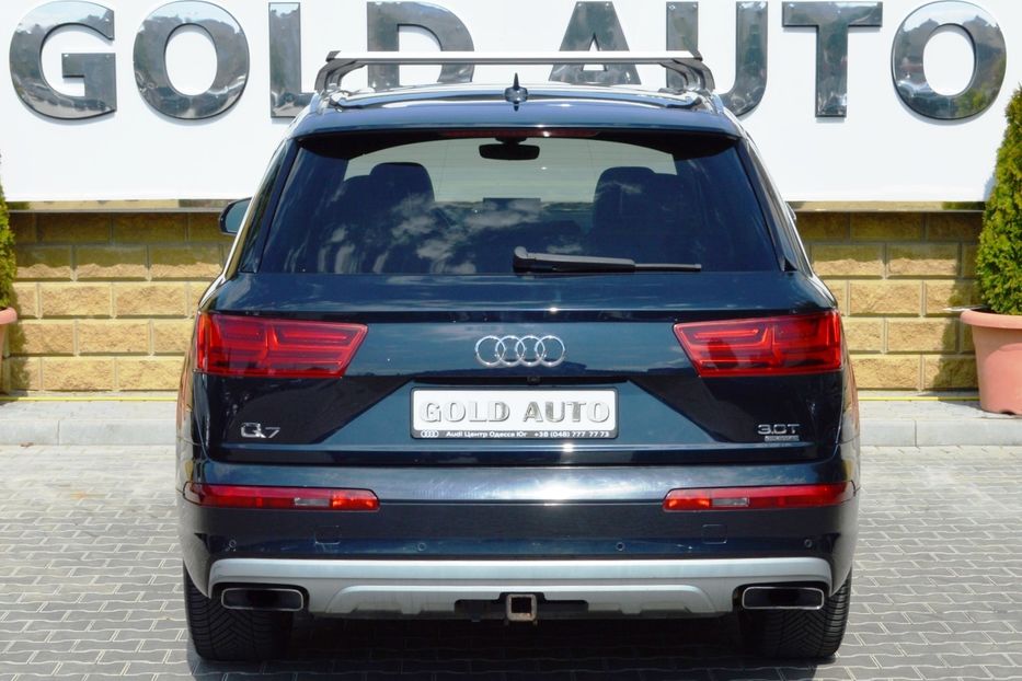 Продам Audi Q7 2016 года в Одессе