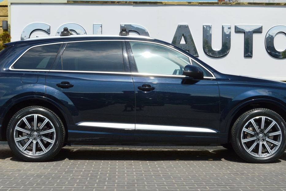 Продам Audi Q7 2016 года в Одессе