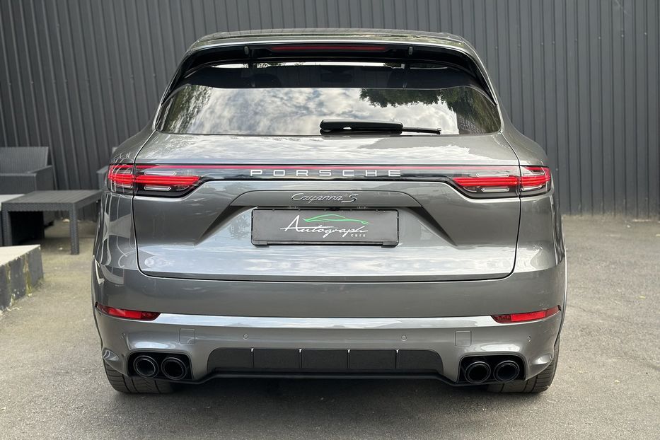 Продам Porsche Cayenne S 2019 года в Киеве