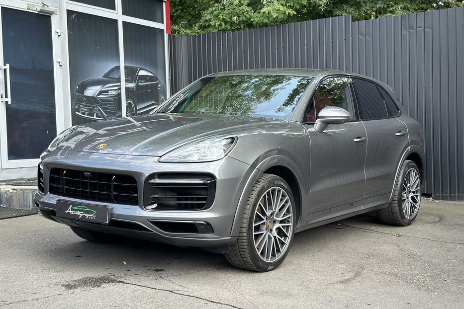 Продам Porsche Cayenne S 2019 года в Киеве