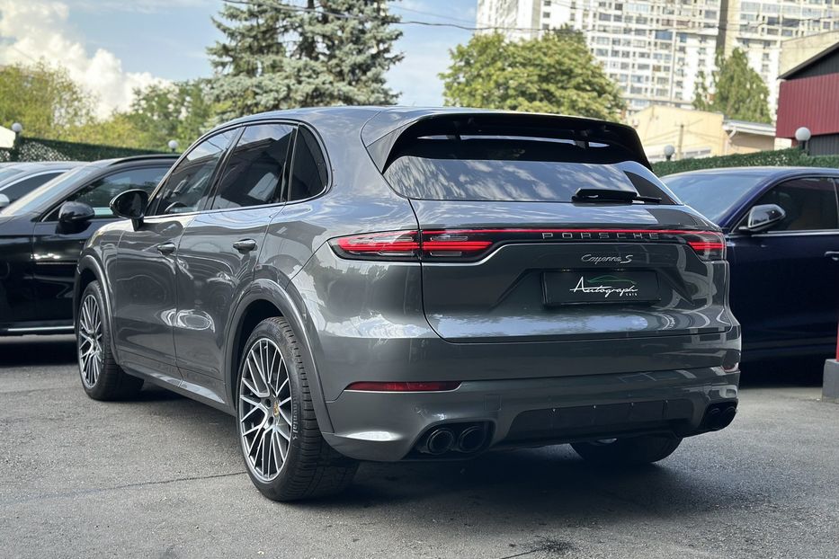 Продам Porsche Cayenne S 2019 года в Киеве