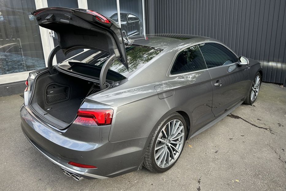 Продам Audi S5 Quattro 2017 года в Киеве