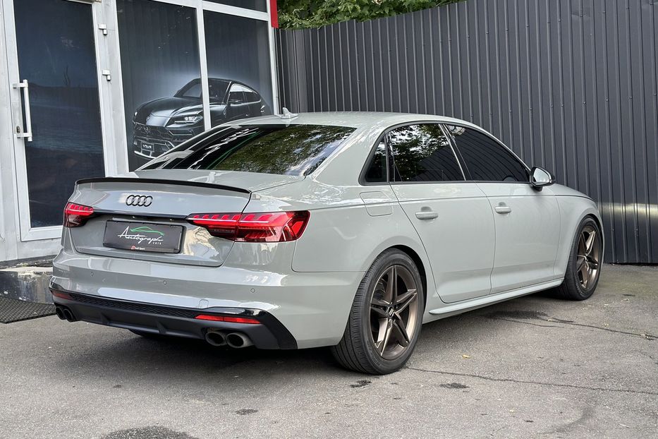 Продам Audi S4 Quattro 2019 года в Киеве