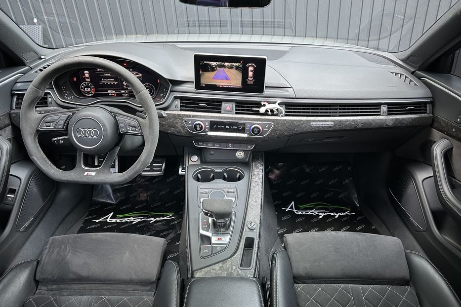 Продам Audi S4 Quattro 2019 года в Киеве